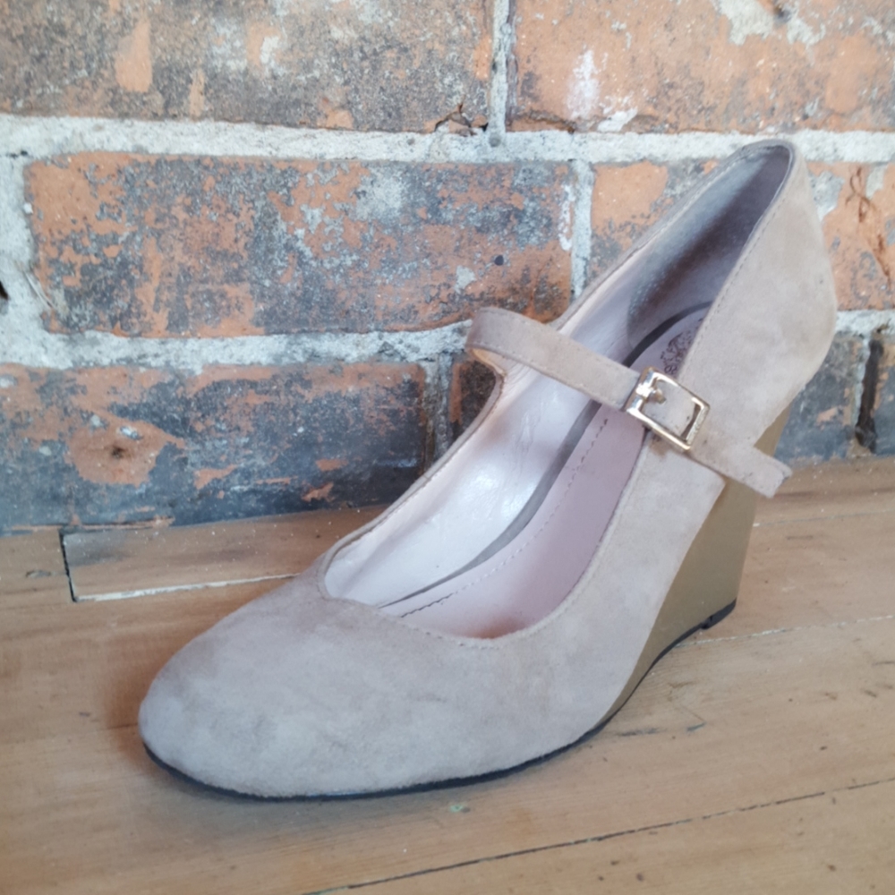 Vince Camuto heels